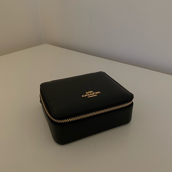 COACH LEATHER JEWELRY BOX - Picture 2 of 4